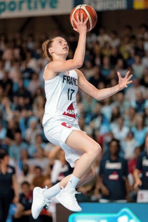 Marine Johannes France basketball