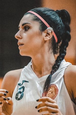 Valentina Vignali basketball