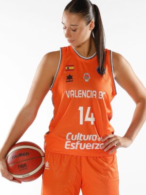Raquel Carrera basketball babe